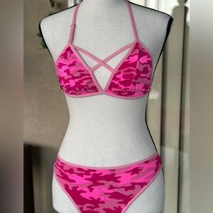 Vibrant Pink Camo Underwear Set